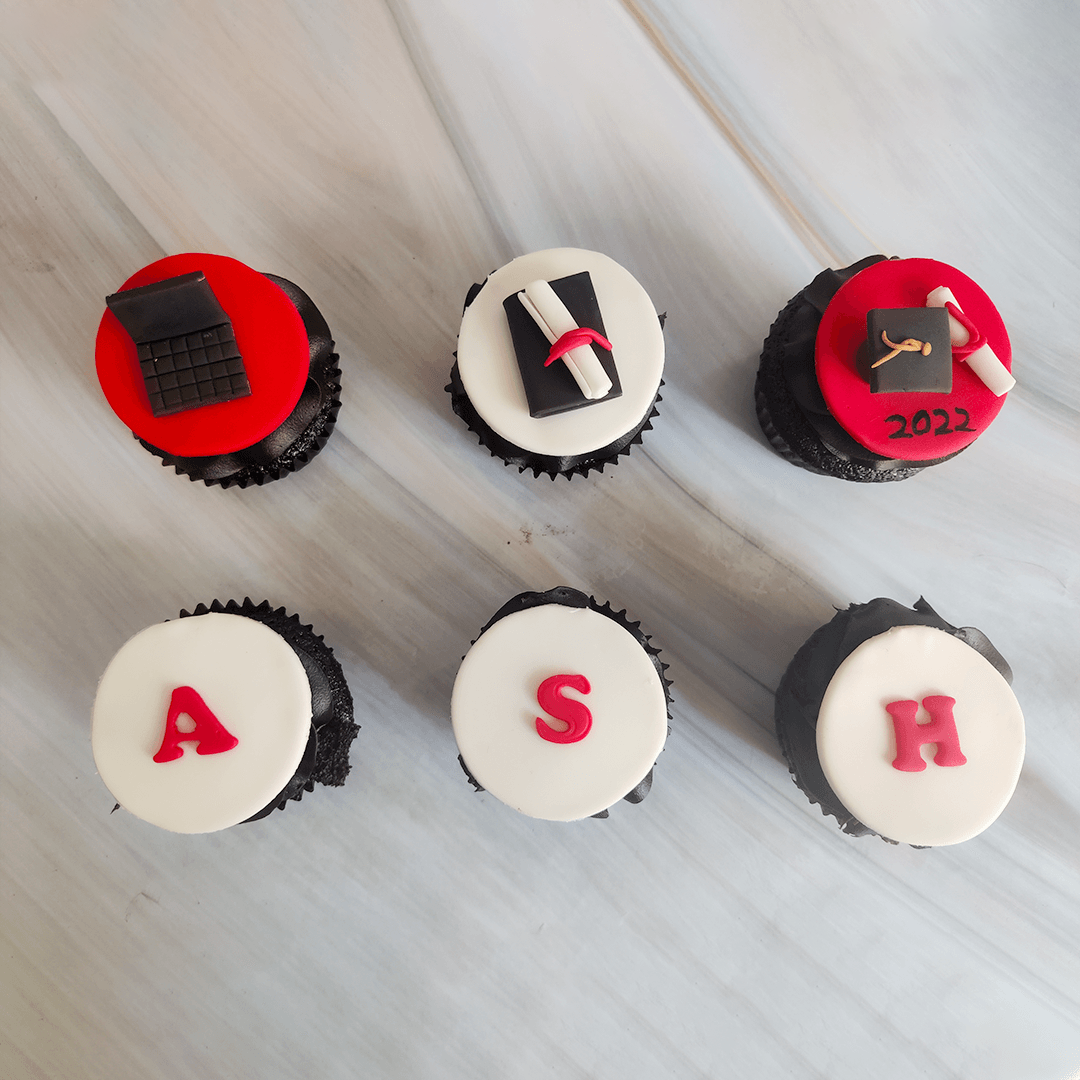 6 Graduation Cupcakes - Crave by Leena