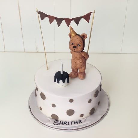 Baby Teddy Bear Cake - Crave by Leena