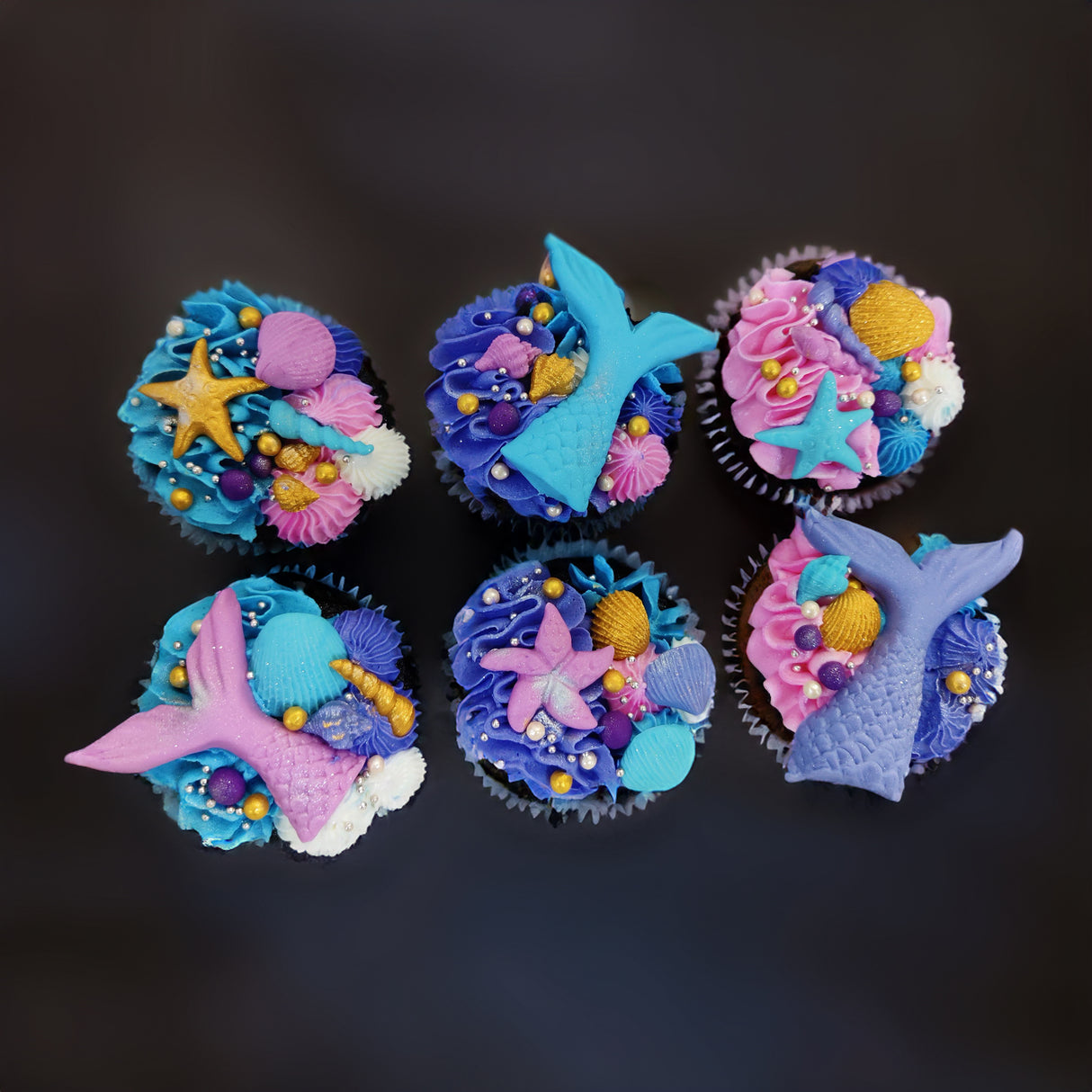 Chocolate Cupcake with vanilla Buttercream, Mermaid - Crave by Leena
