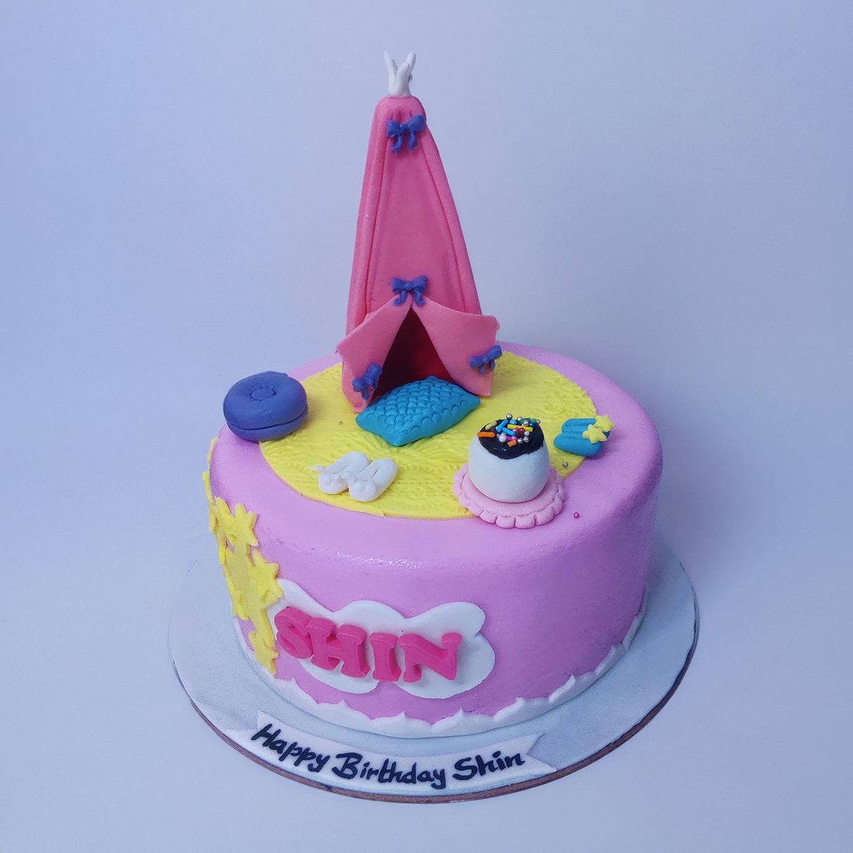 Cozy Night cake - Crave by Leena