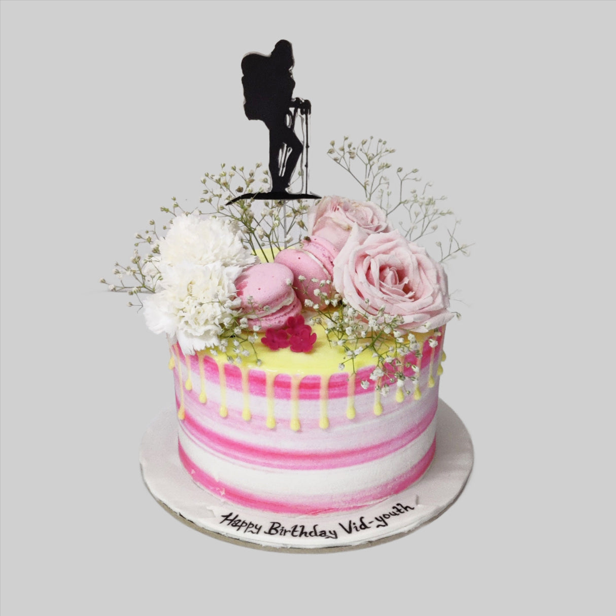 Flowers and Macarons - Crave by Leena