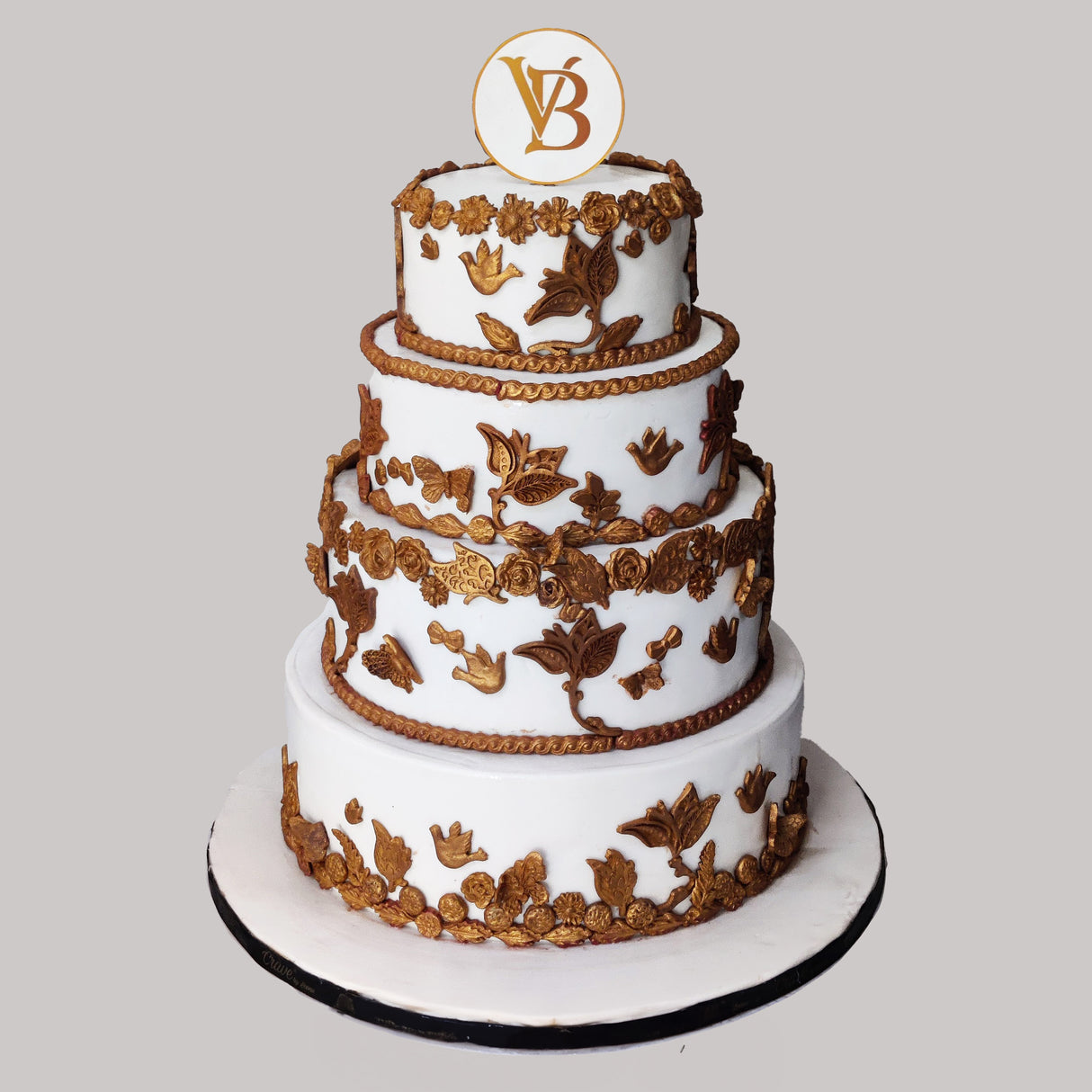 Gold Accented Cake - Crave by Leena