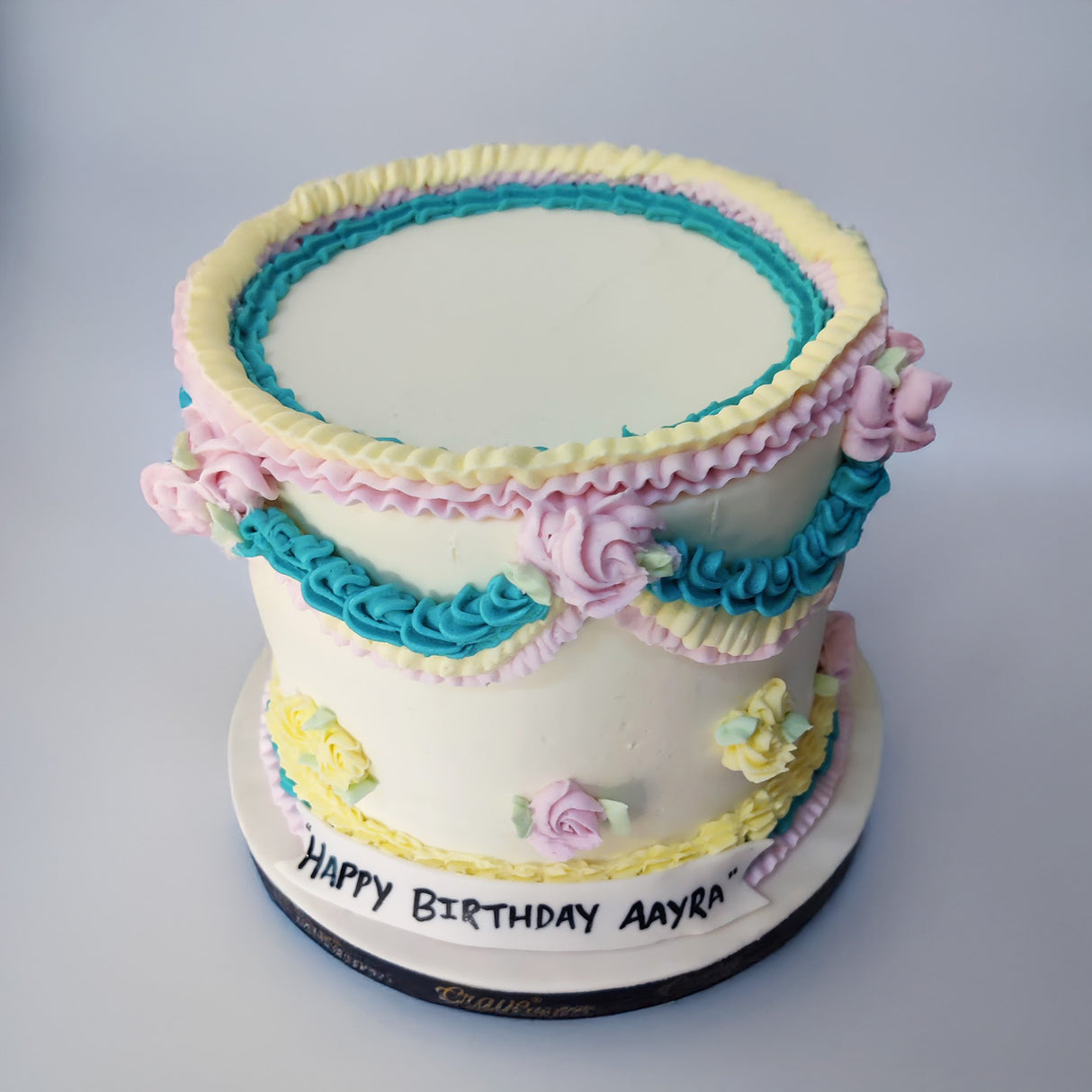 Lambeth Cake - Crave by Leena