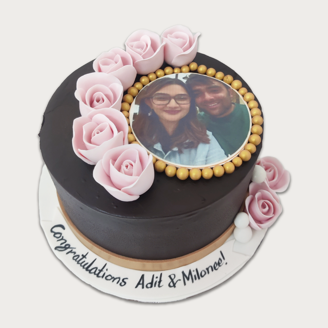 Lovely Couple Floral Cake