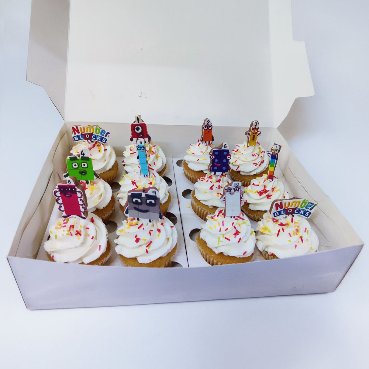 Number Blocks cupcake - Crave by Leena