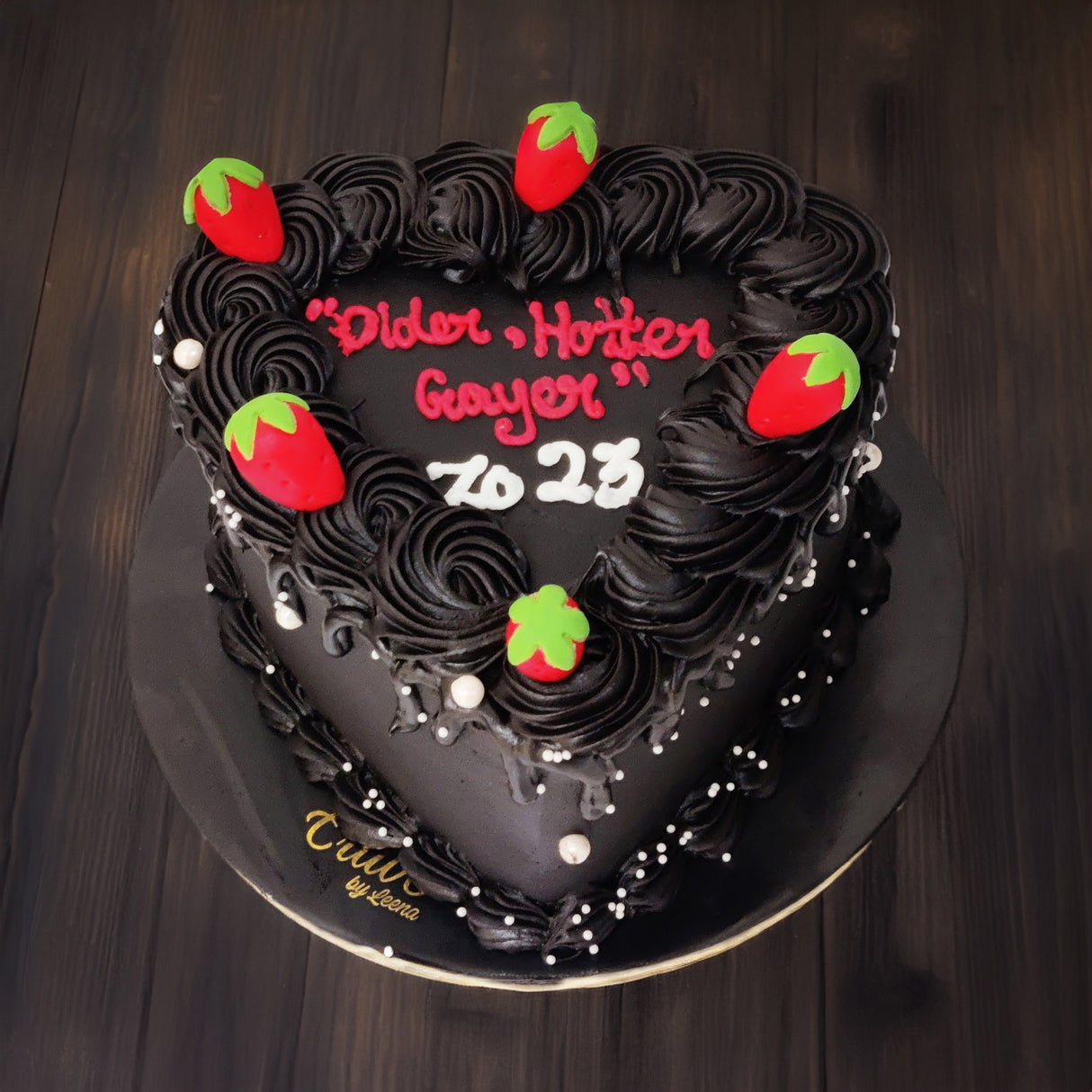 The Dark Heart cake - Crave by Leena