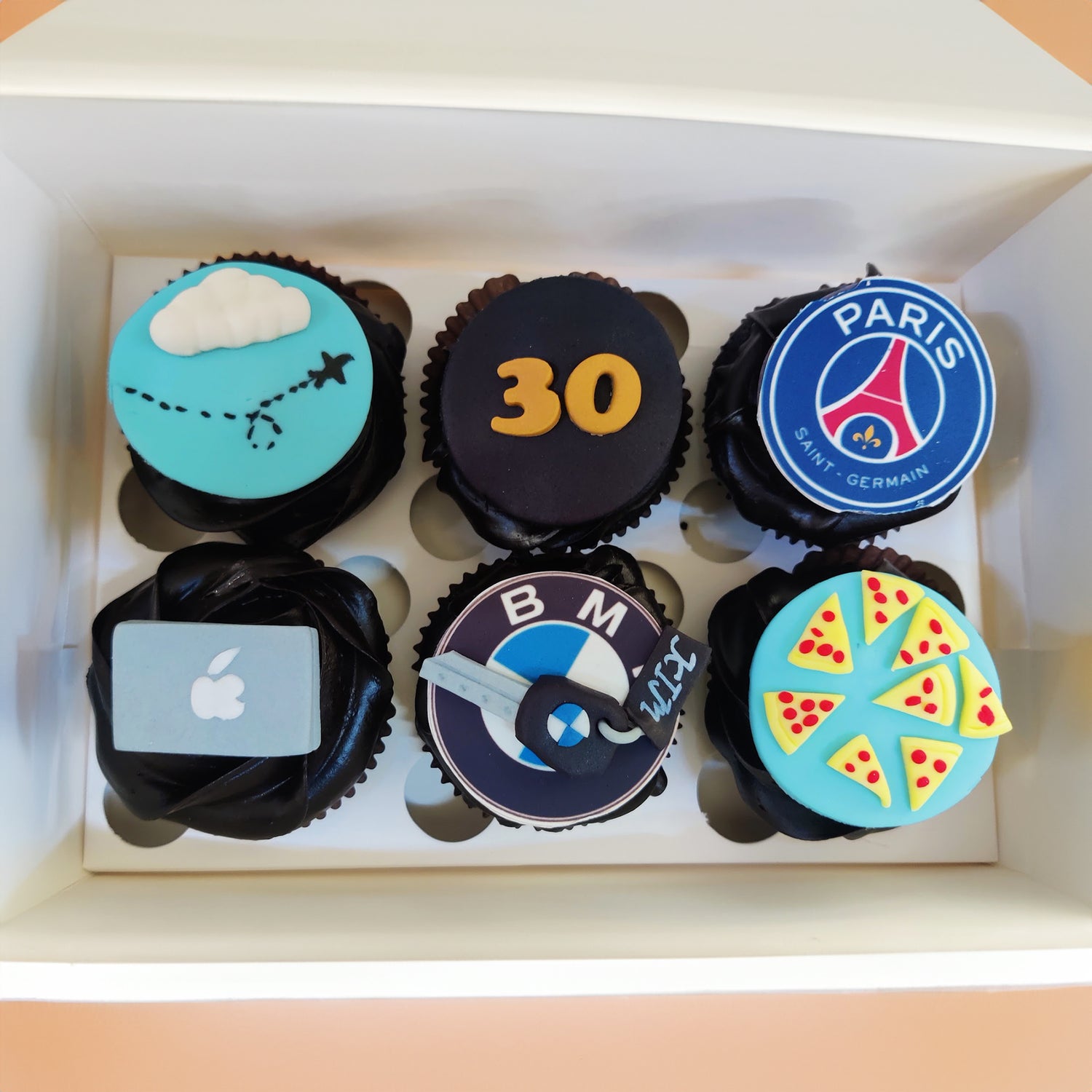 The Things at 30 cupcakes - Crave by Leena