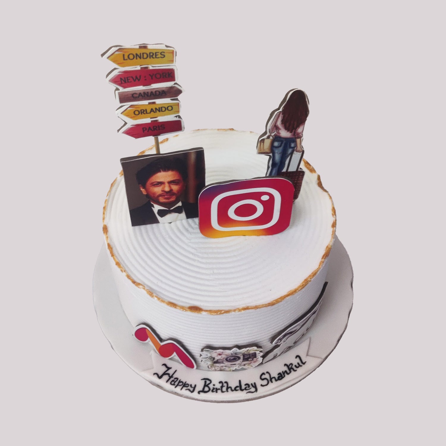 Traveller Friedly - Crave by Leena