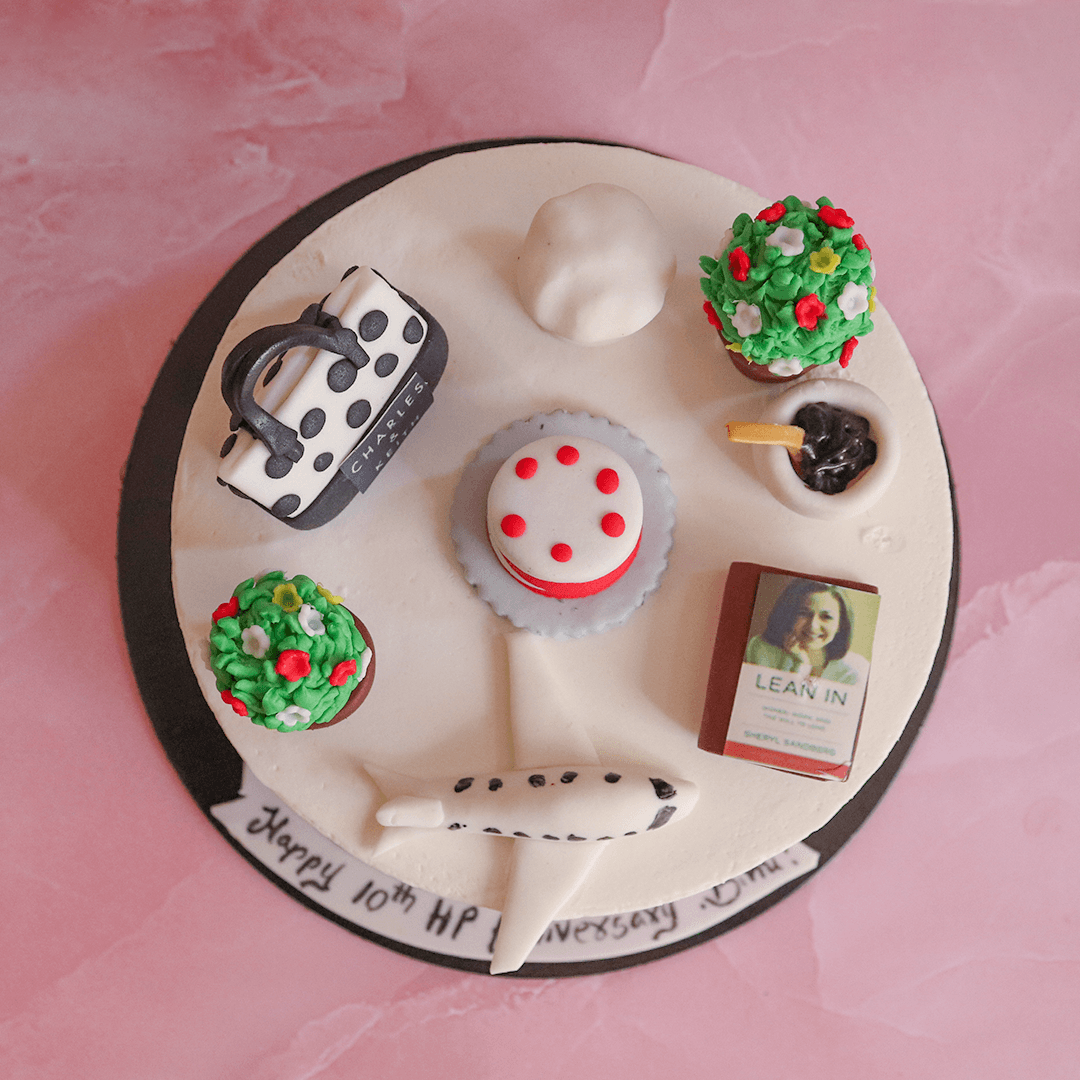 A Girl's Faves - Crave by Leena