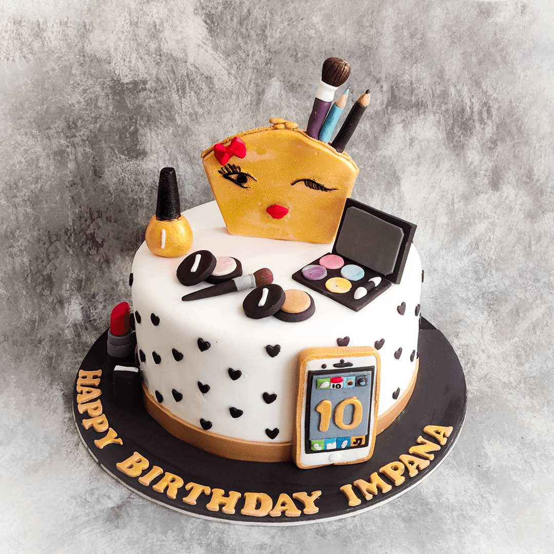 Makeup Mania - Crave by Leena