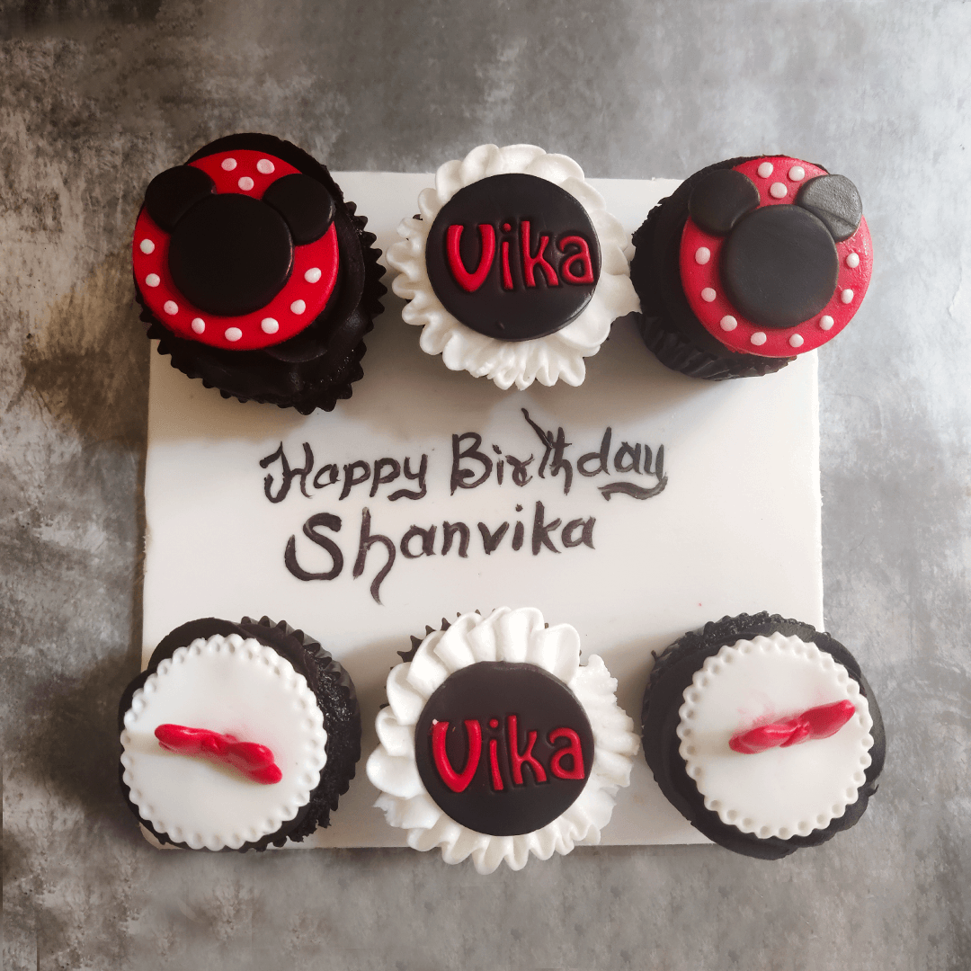 Mickey & Minnie Cupcakes - Crave by Leena