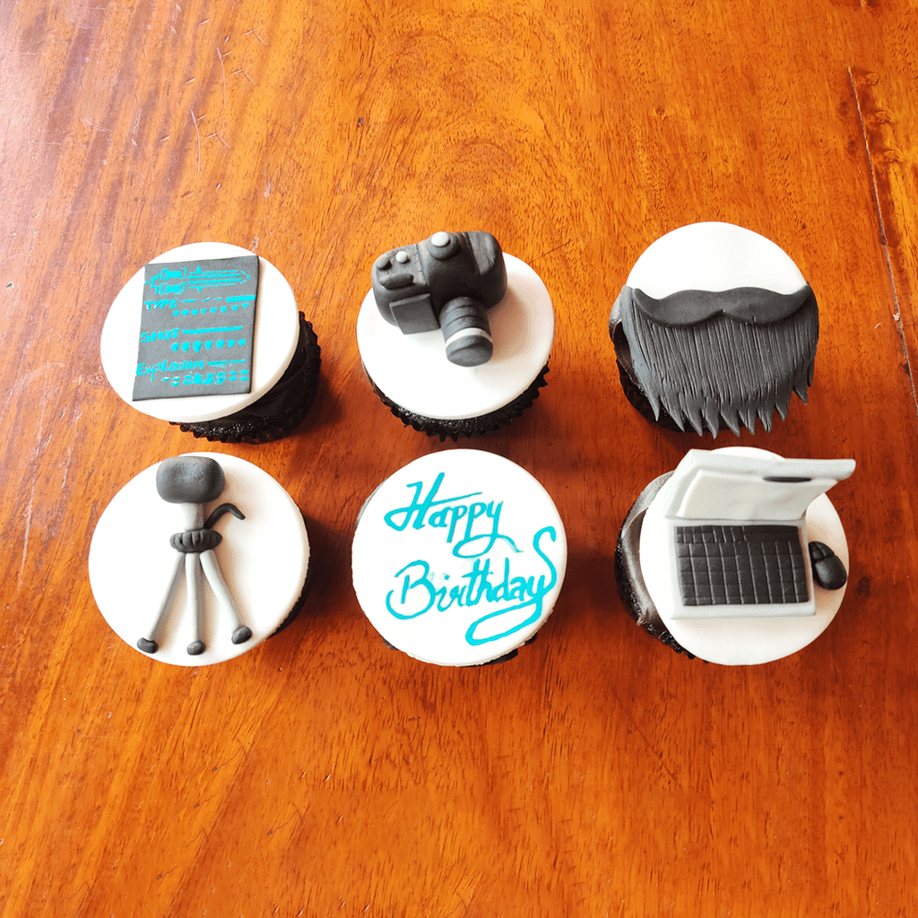 Photographer Cupcakes - Crave by Leena