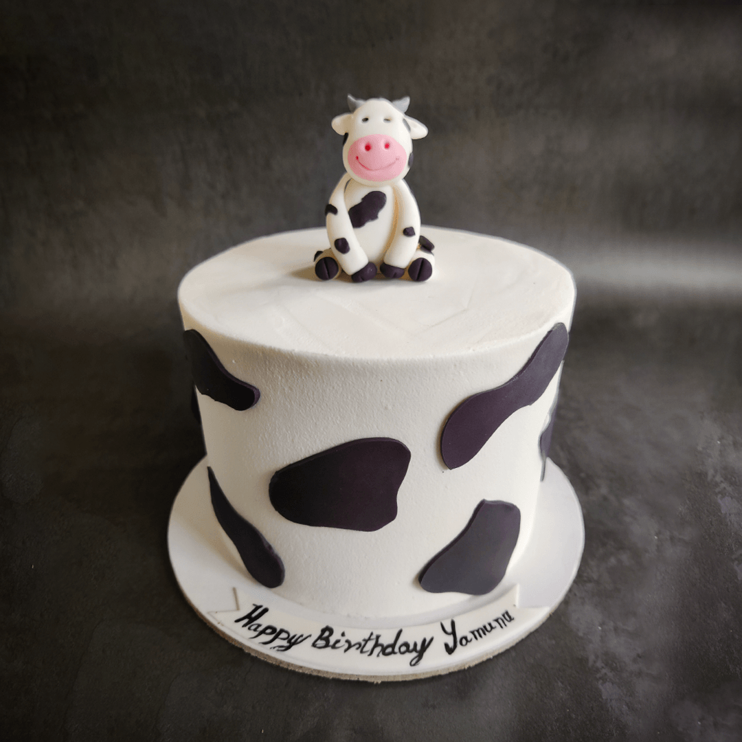 The Cute Cow - Crave by Leena