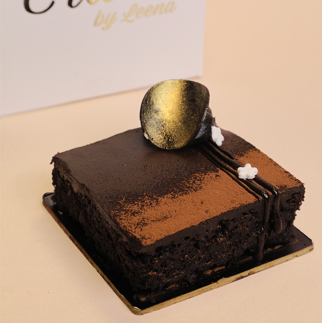 Classic Chocolate Brownie (140g) - Crave by Leena
