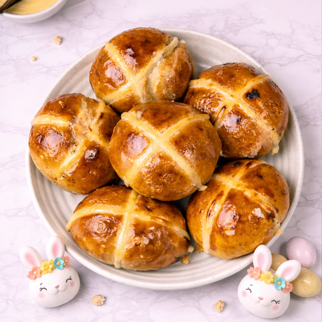 ⁠Crème Brûlée Hot Cross Buns (box of 6)