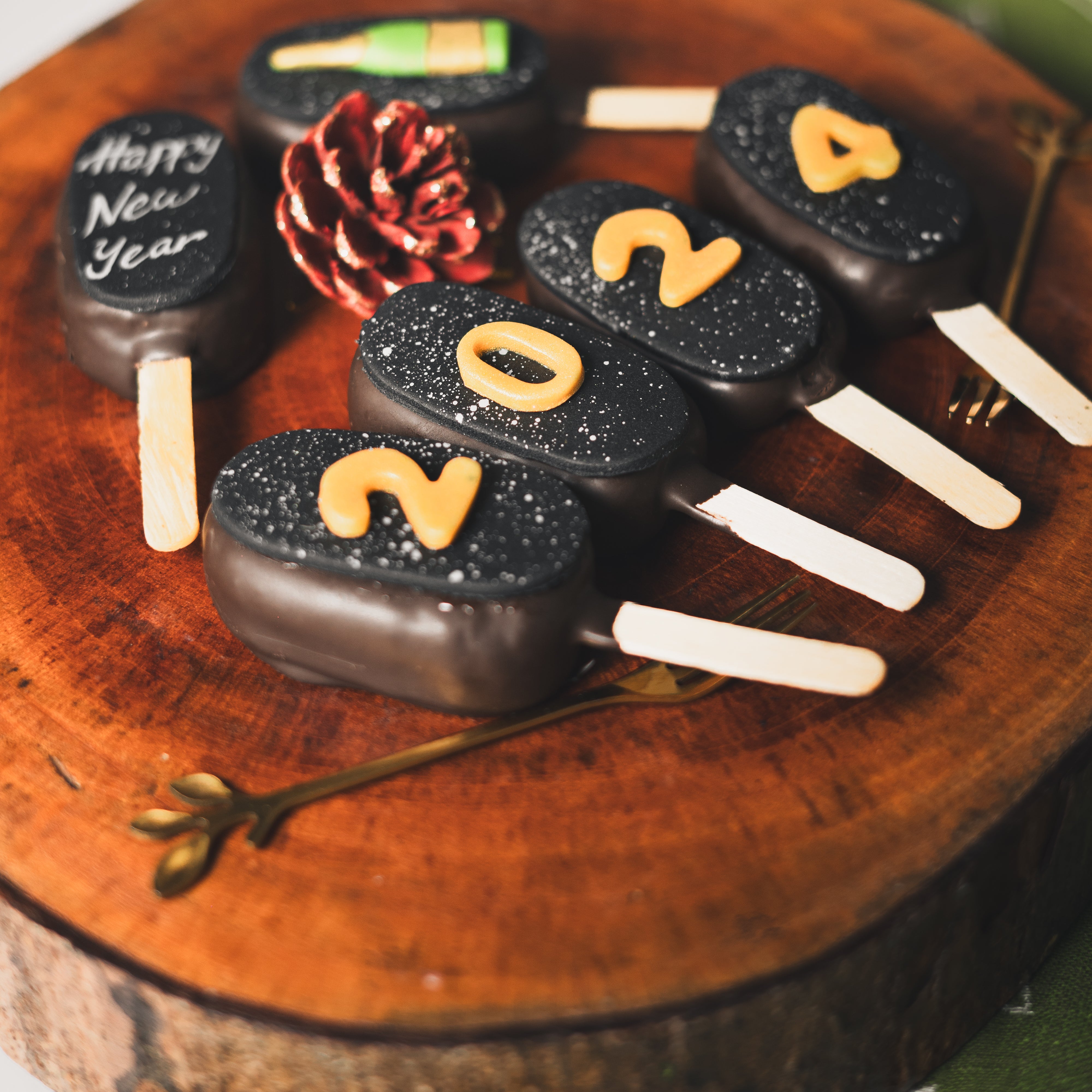 New Year Cakesicles Crave by Leena