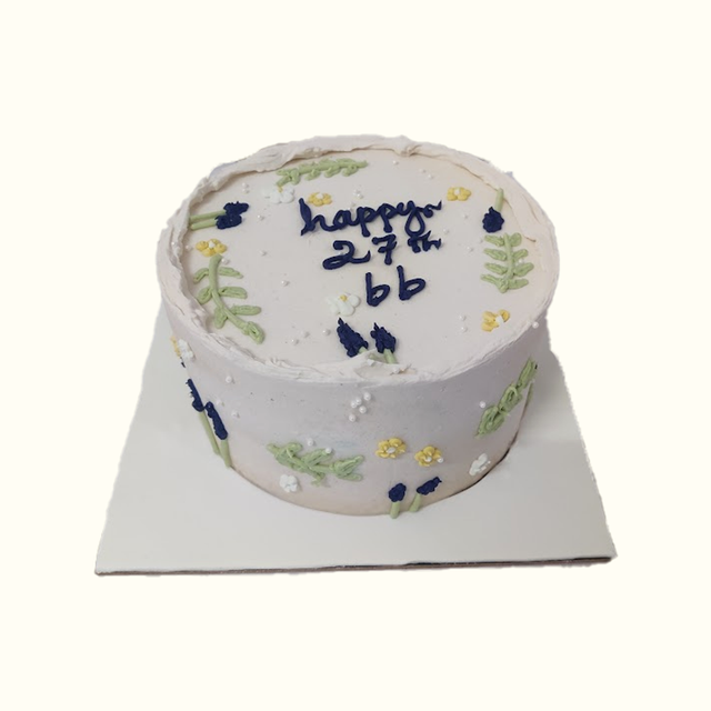 Hand Piped Floral Aesthetic - Crave by Leena