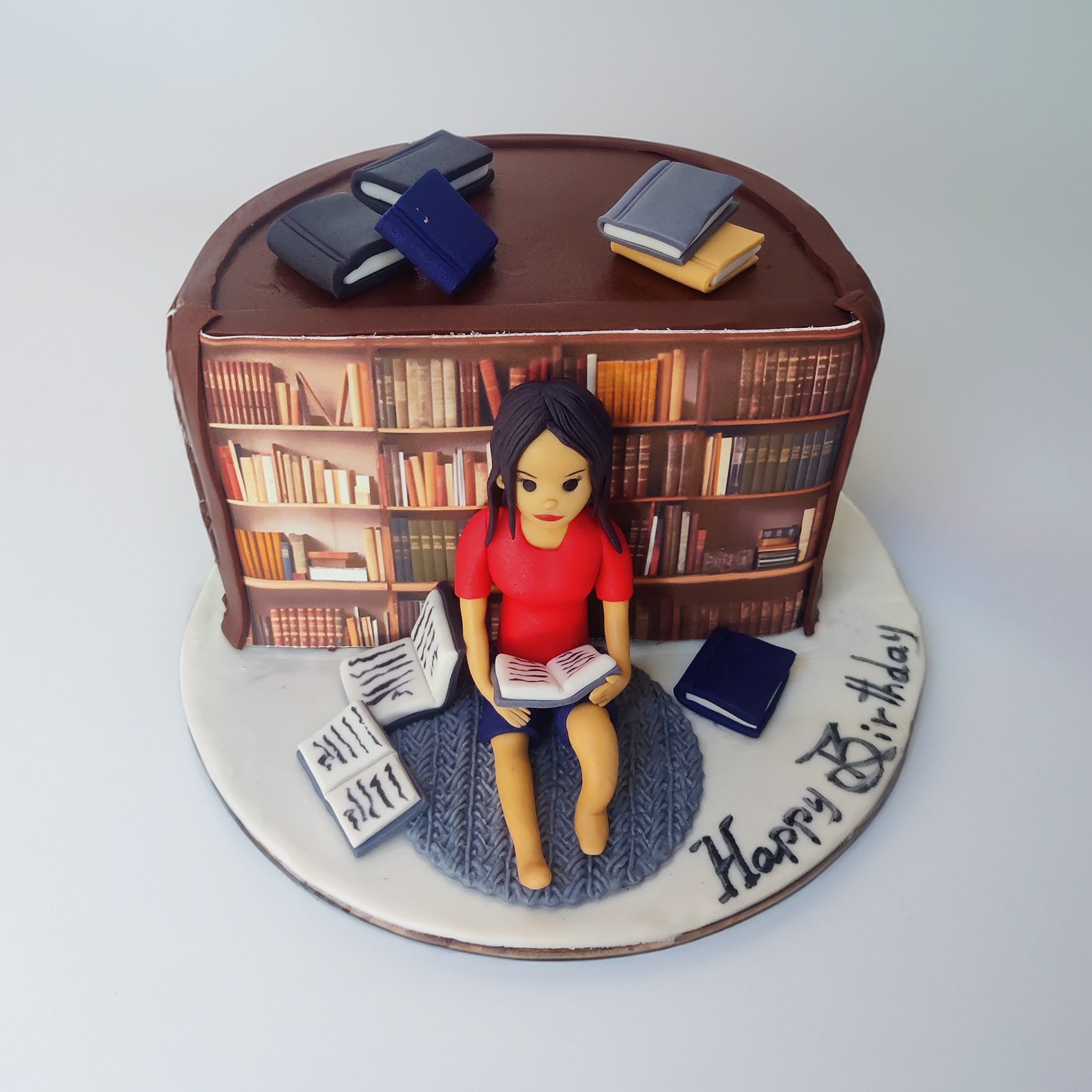 Library Custom Cakes