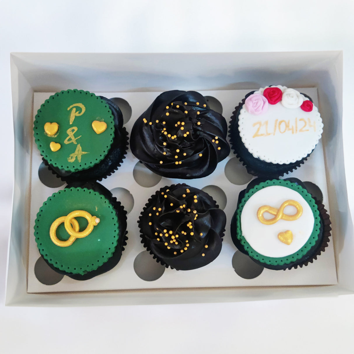 Romantic Love Forever Cupcakes