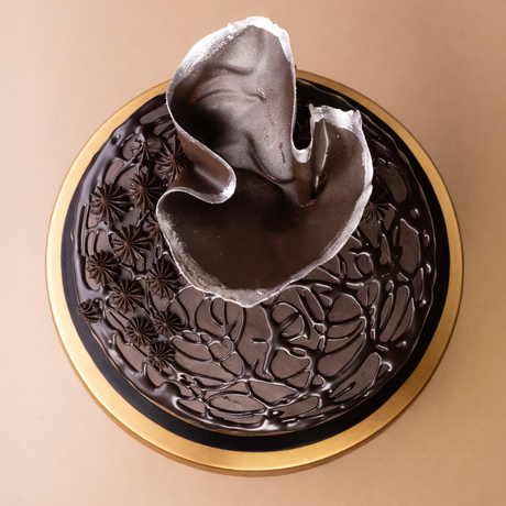 Sugar-Free Vanilla Choco Noir Cake - Crave by Leena