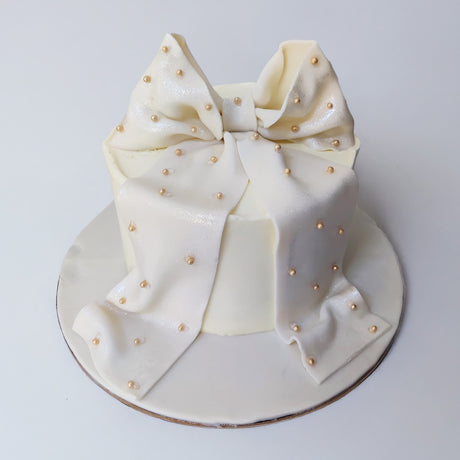 The Elegant Bow cake - Crave by Leena