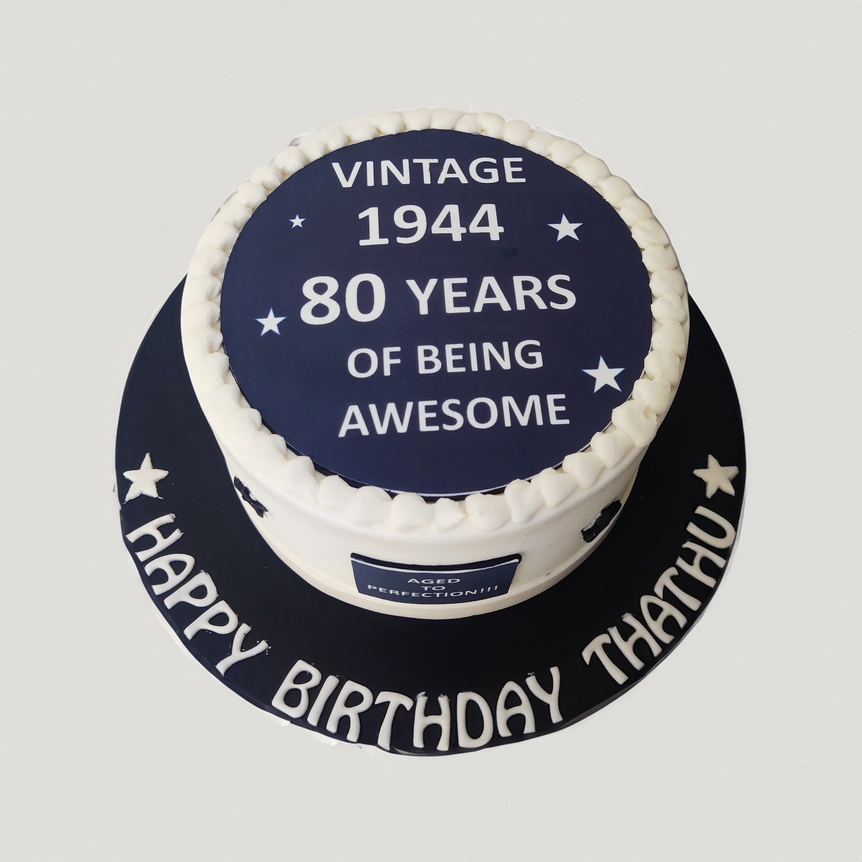 Vintage 1944 Cake - Crave by Leena
