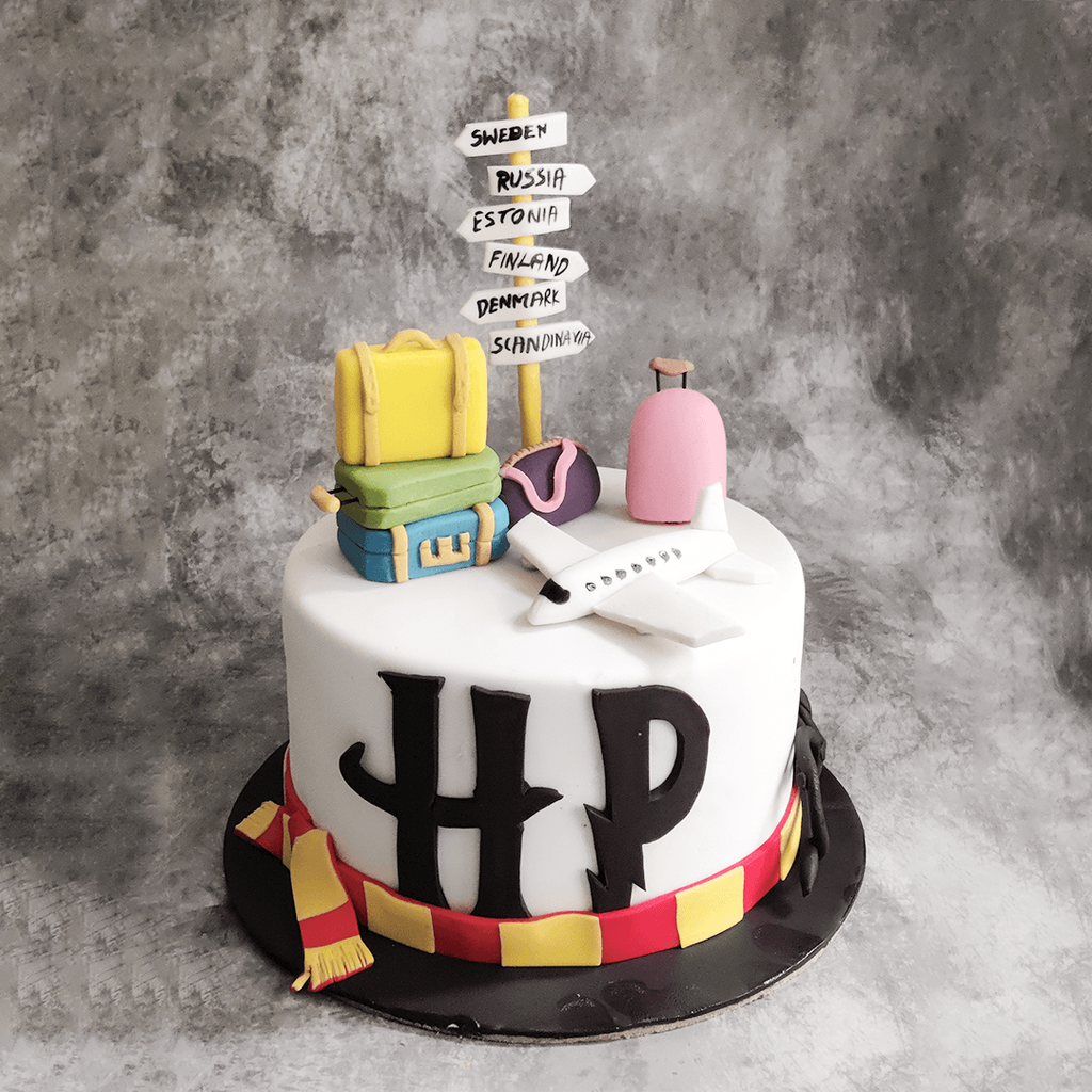 Harry Potter Travel Cake - Crave by Leena