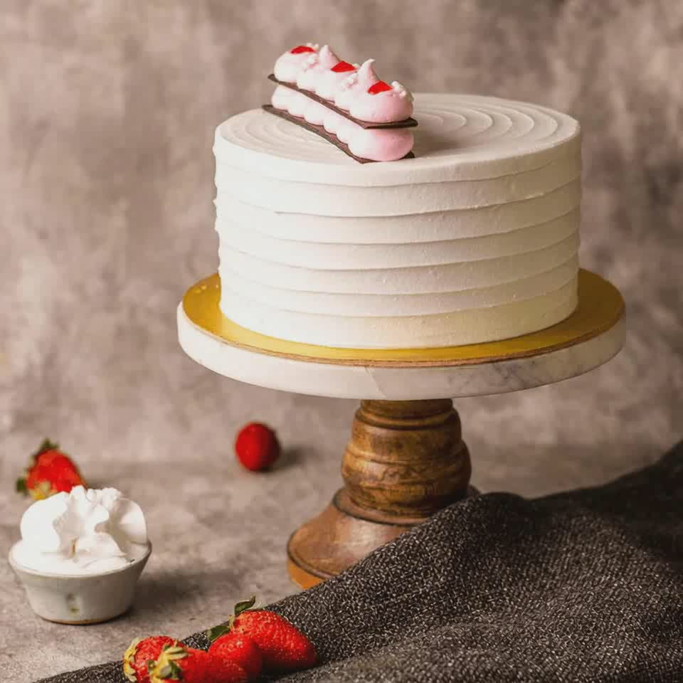 Strawberries and Cream Cake