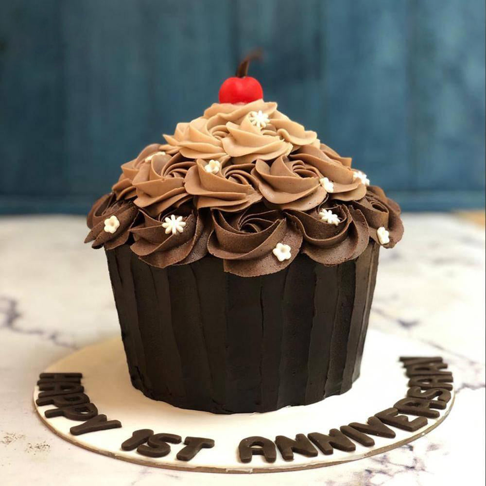 XL Cupcake Cake - Crave by Leena