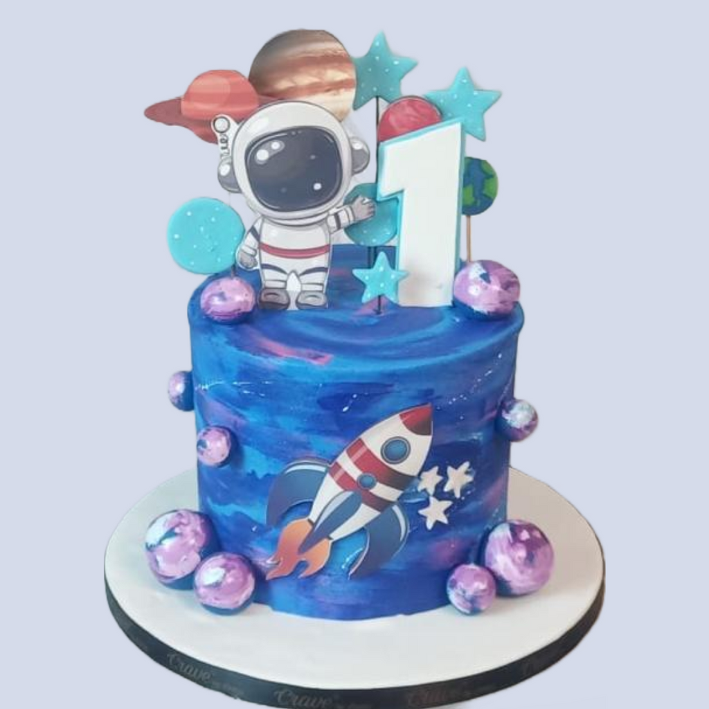 Spaceman cake - Crave by Leena