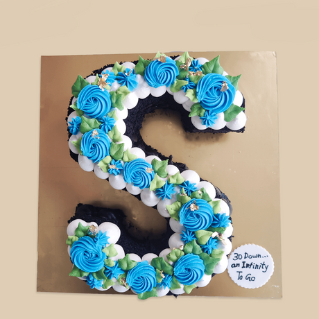 S Shaped Rosette Cake - Crave